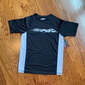 ⭐️2 for $10 Hang Ten Boys rashguard⭐️